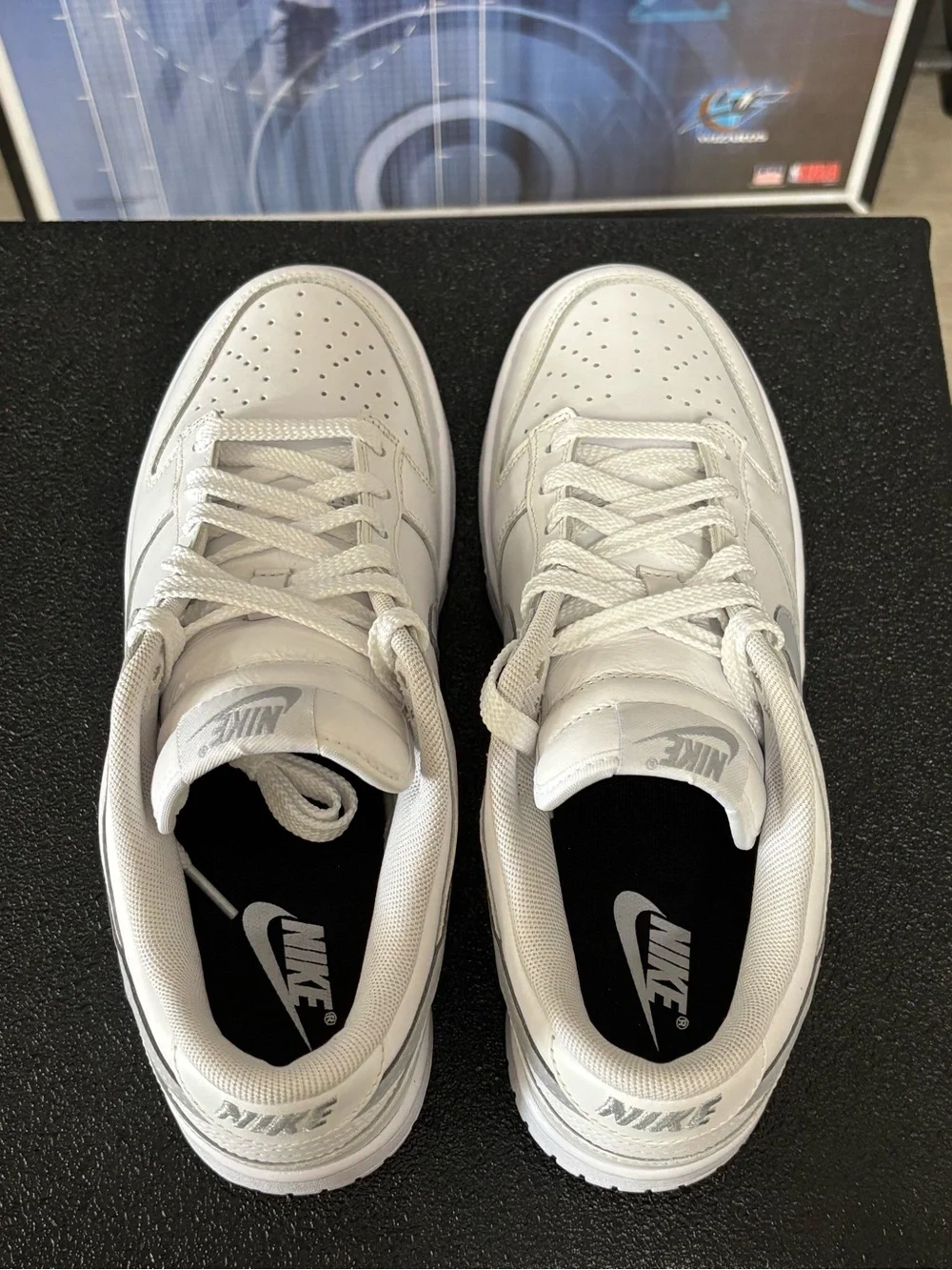 Women’s 11-Nike Dunk Low 